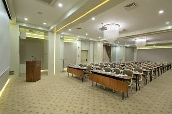 Mercure Kizilay Otel 4*