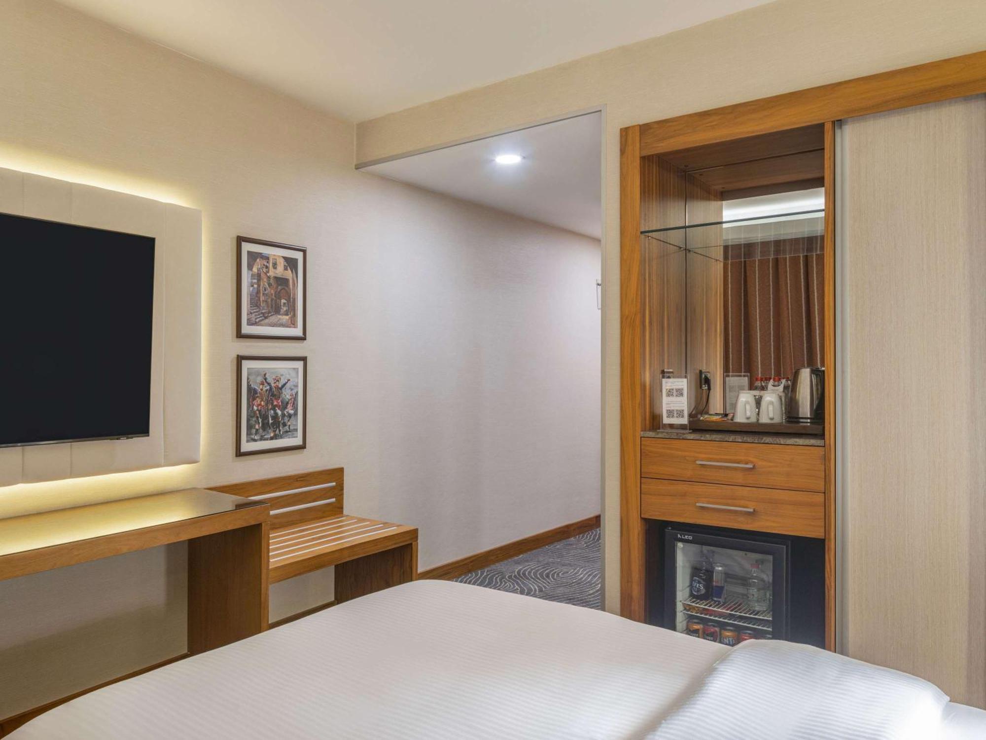 Mercure Kizilay 4*